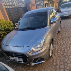 Photo - Suzuki Dzire 2021 Gray