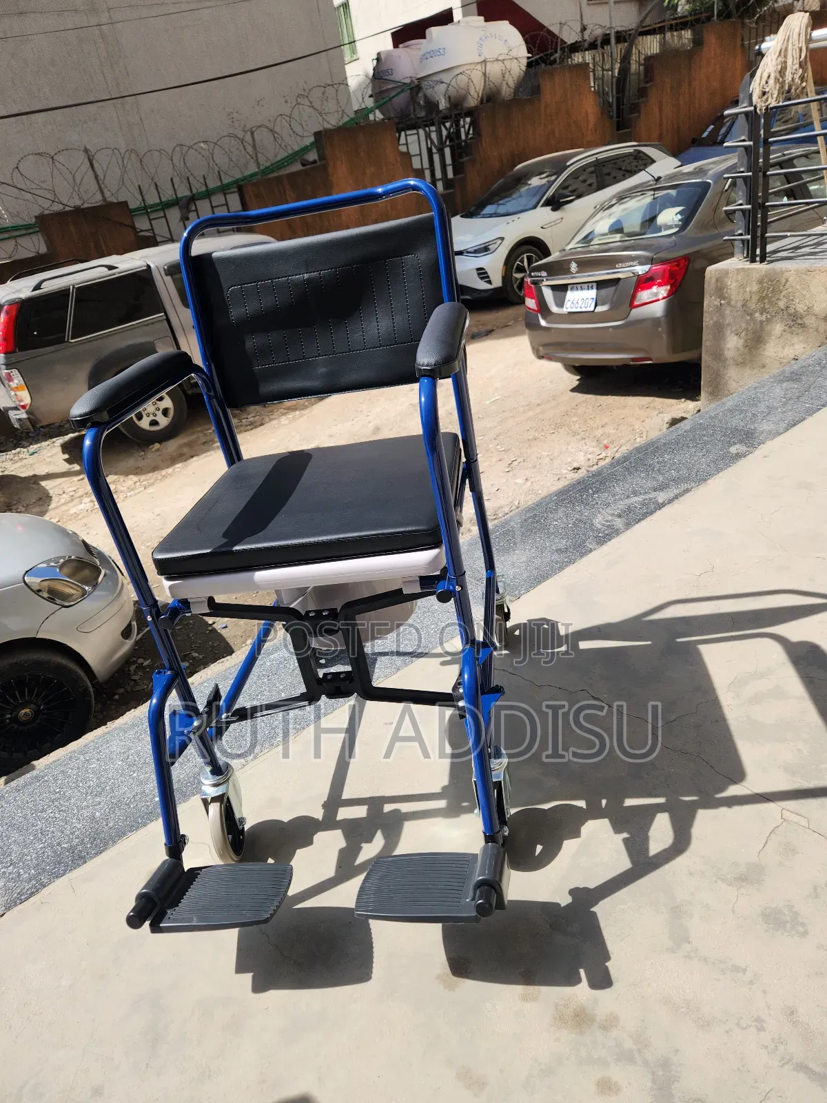 Commode Wheelchair考生toilet Wheelchair奔馳brand New Commode Wheelchair