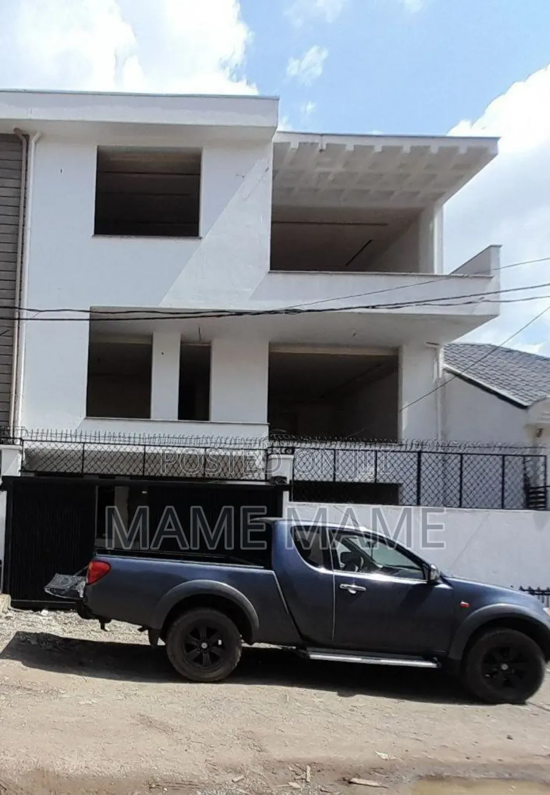 6bdrm House in Addis Abeba, Bole for sale