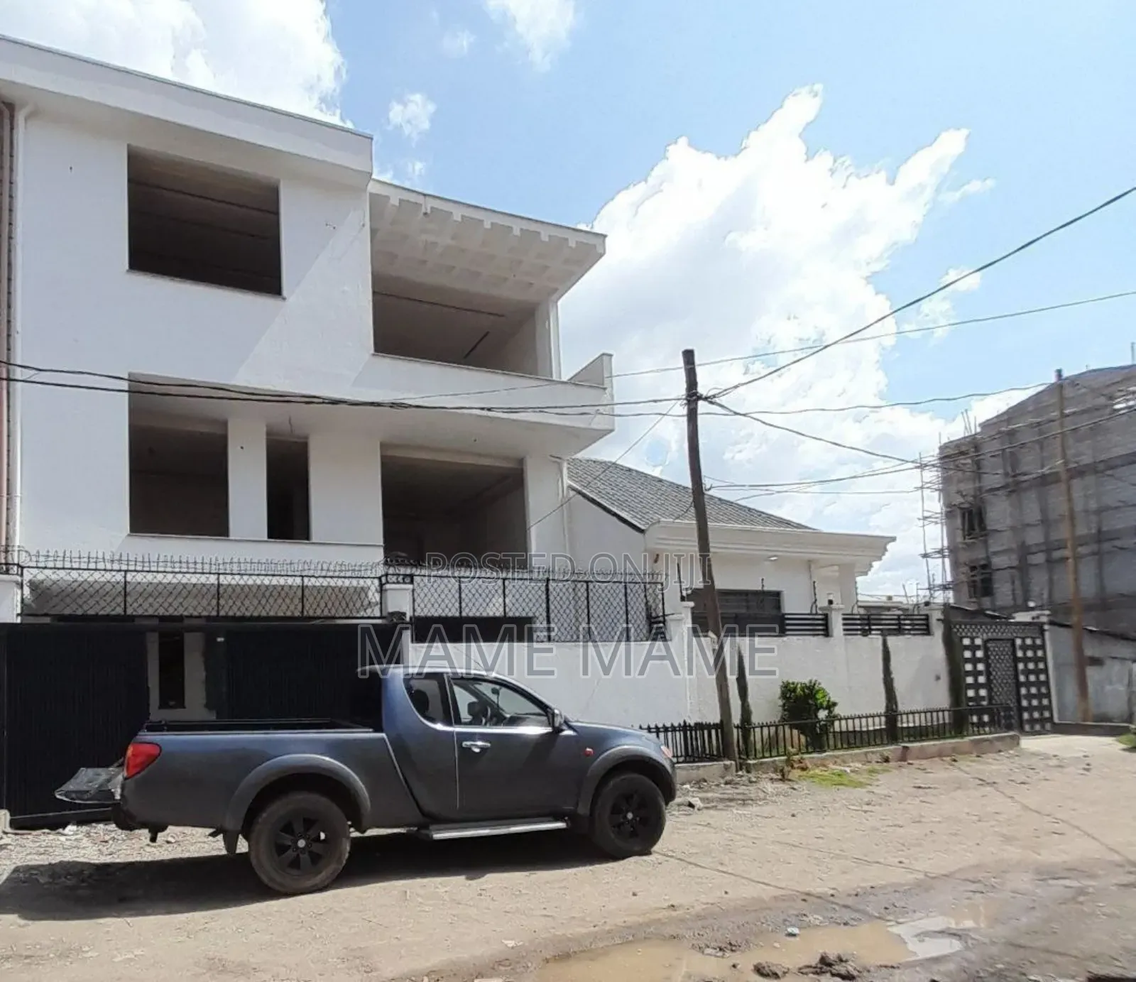 6bdrm House in Addis Abeba, Bole for sale