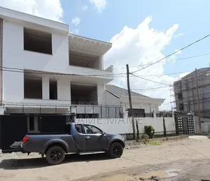 6bdrm House in Addis Abeba, Bole for sale
