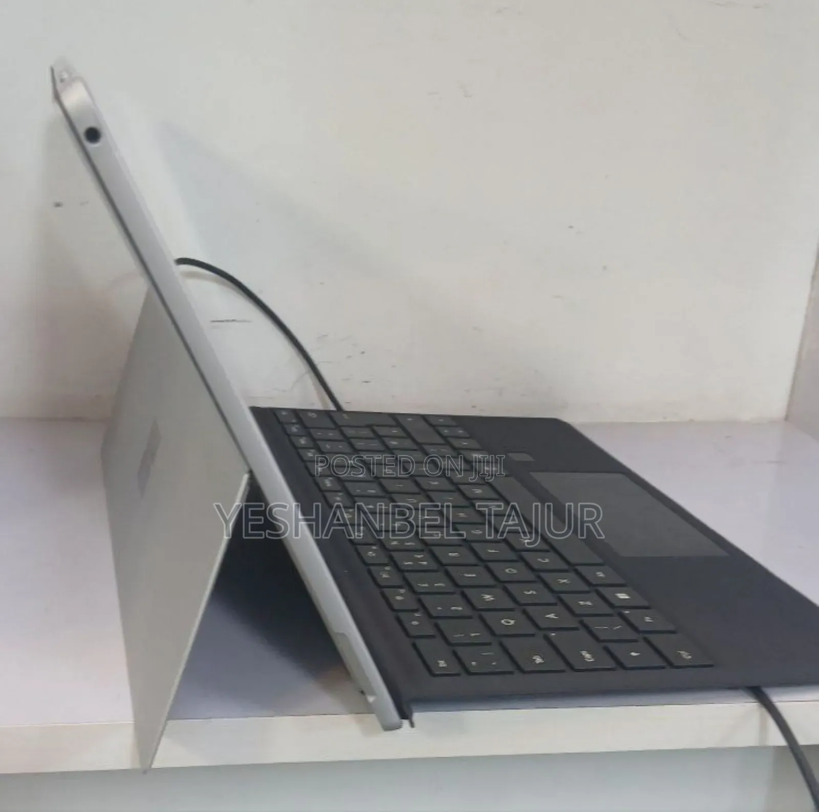New Laptop Microsoft Surface Pro 7 16GB Intel Core I5 SSD 256GB