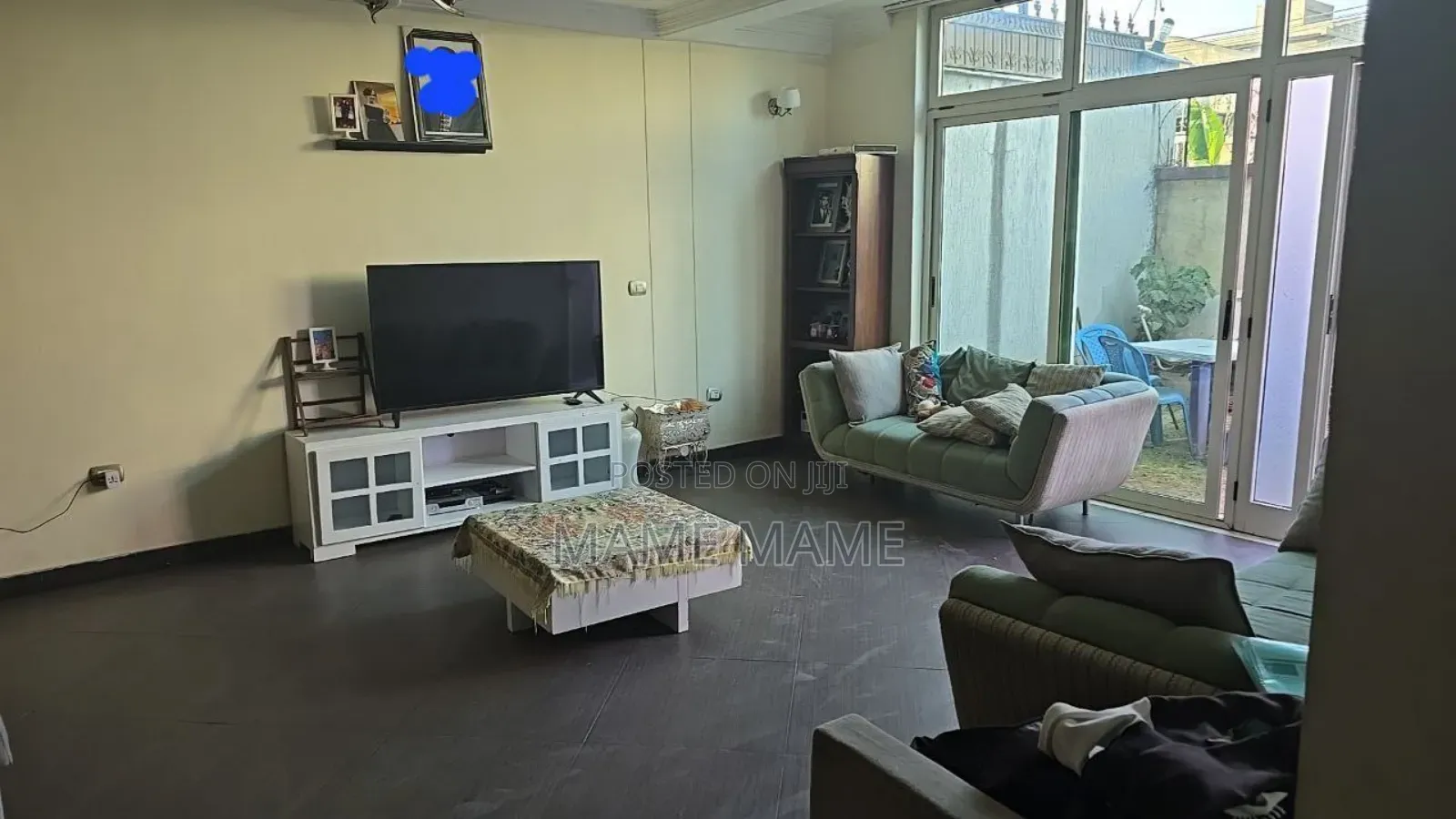8bdrm House in Addis Abeba, Bole for sale