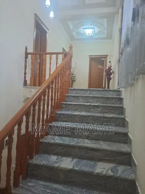 7bdrm House in Addis Abeba, Bole for sale