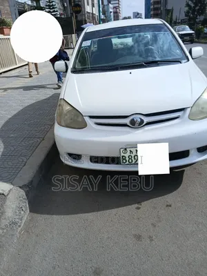 Toyota Platz 1.0 FWD 2005 White