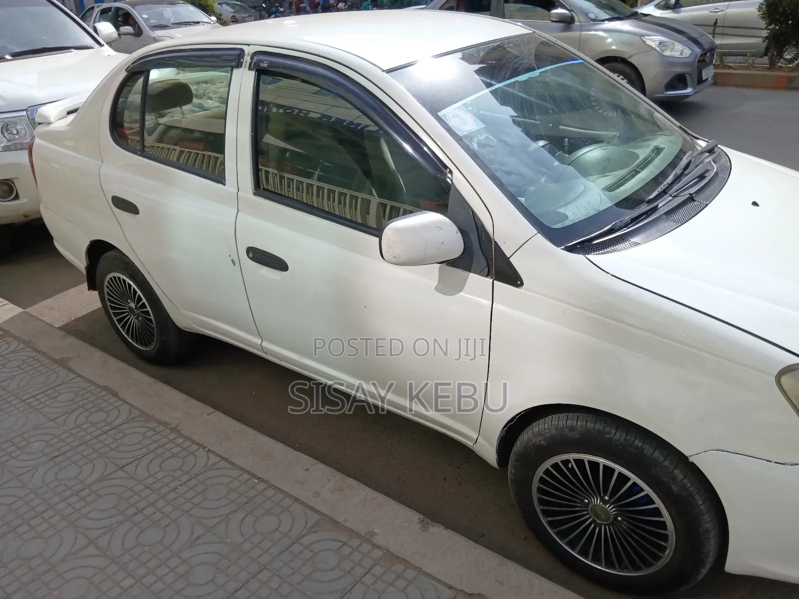 Toyota Platz 1.0 FWD 2005 White