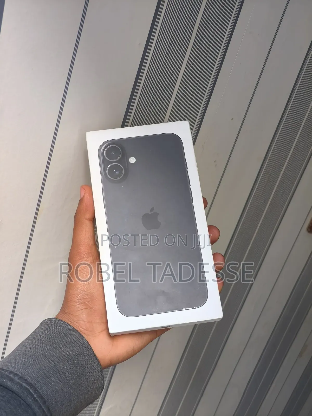 New Apple iPhone 16 Plus 128 GB Black