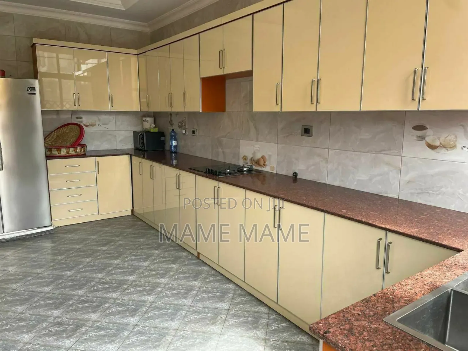 6bdrm House in Addis Abeba, Bole for sale