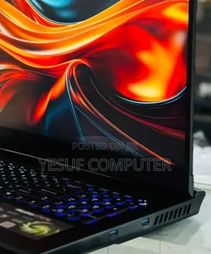 New Laptop MSI MSI Sword 17 16GB Intel Core I9 SSD 1T