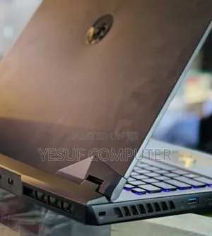 New Laptop MSI MSI Sword 17 16GB Intel Core I9 SSD 1T