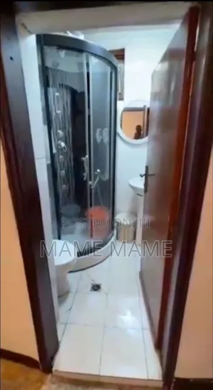 5bdrm Villa in Addis Abeba, Bole for sale