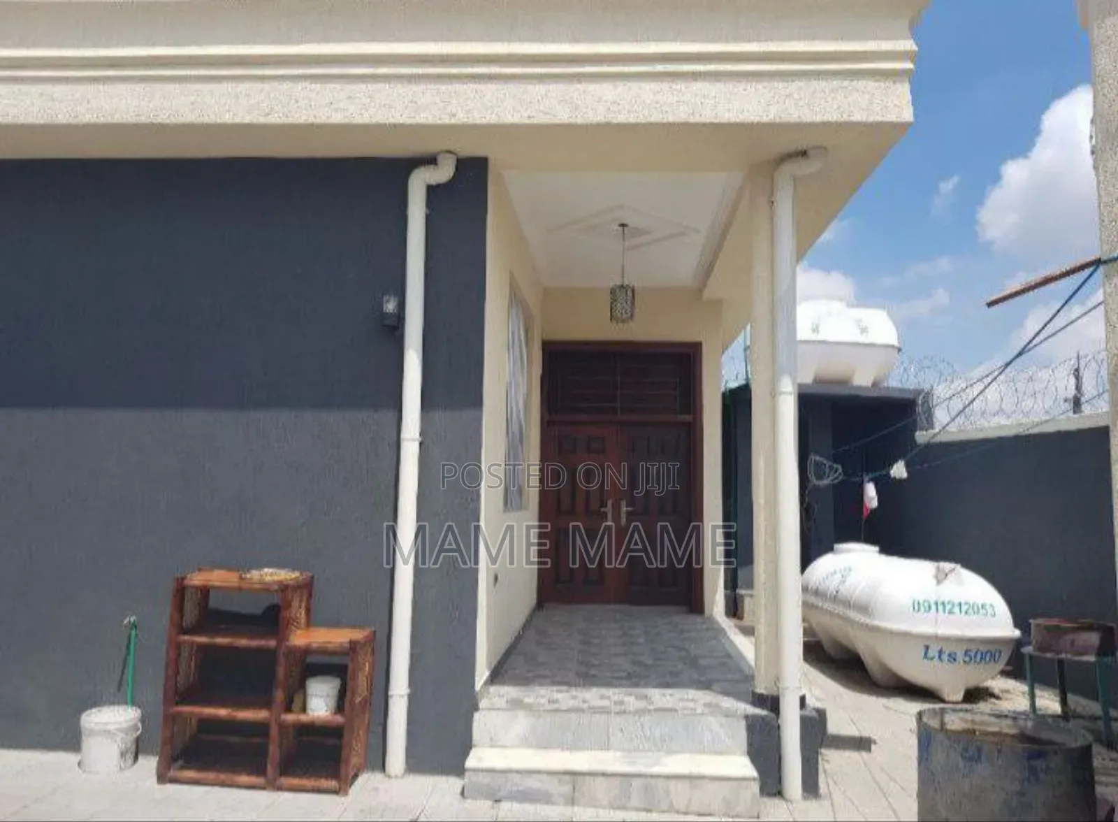 5bdrm Villa in Addis Abeba, Bole for sale