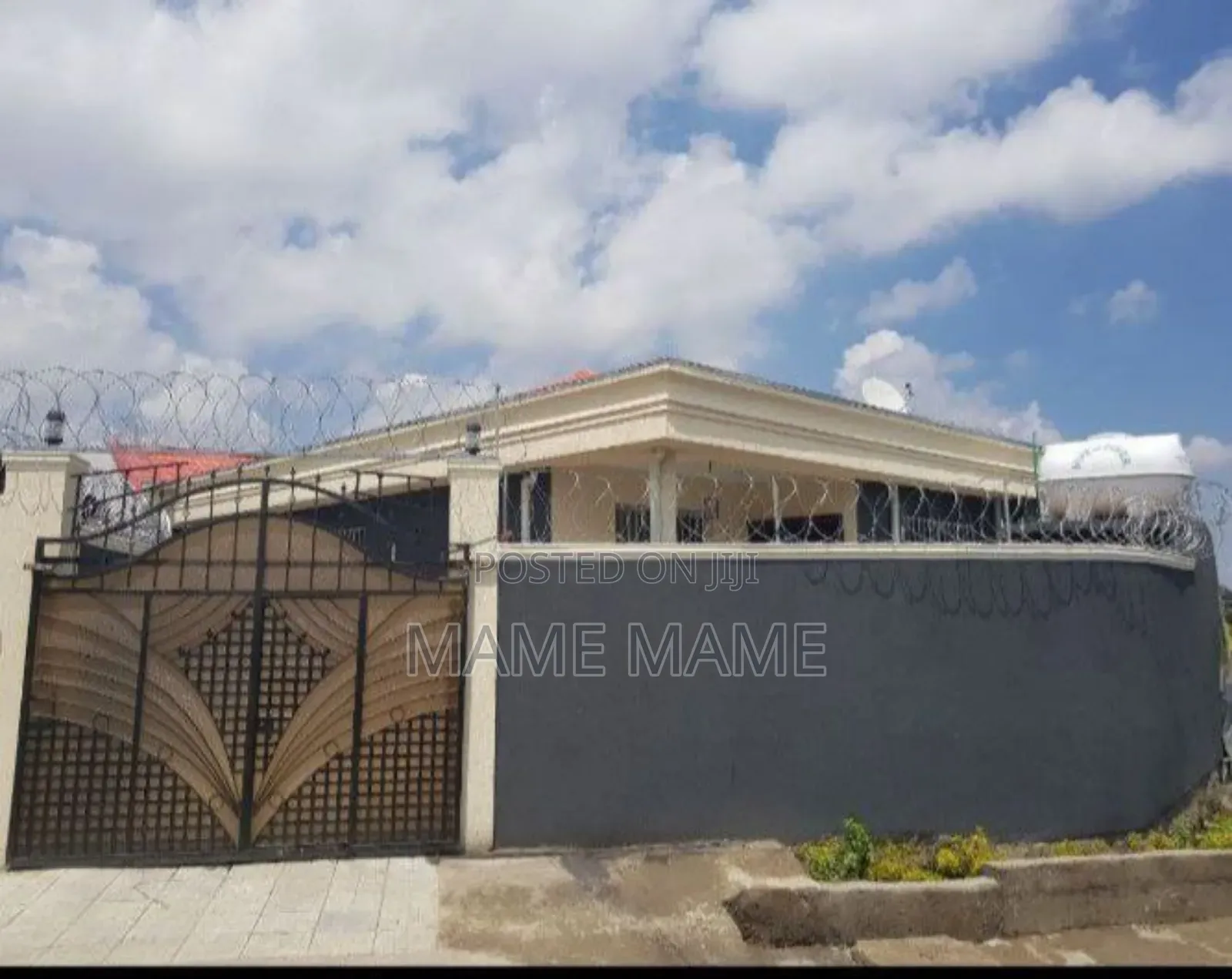 5bdrm Villa in Addis Abeba, Bole for sale