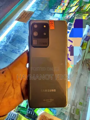 Photo - New Samsung Galaxy S20 Ultra 5G 256 GB Black