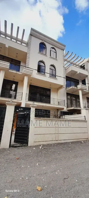 Photo - 6bdrm House in Addis Abeba, Bole for sale