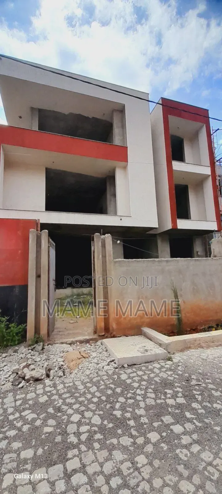 6bdrm House in Addis Abeba, Bole for sale
