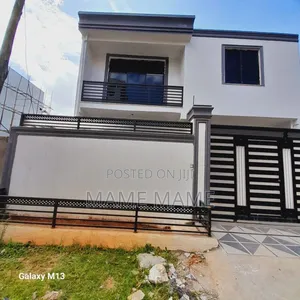 5bdrm House in Addis Abeba, Bole for sale