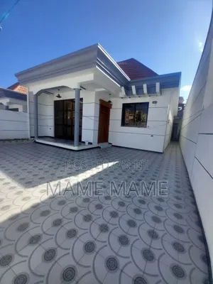 5bdrm Villa in Addis Abeba, Bole for sale