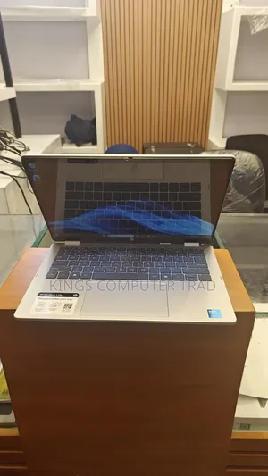 New Laptop HP OmniBook 5 14" 8GB Intel Core 5 SSD 512GB