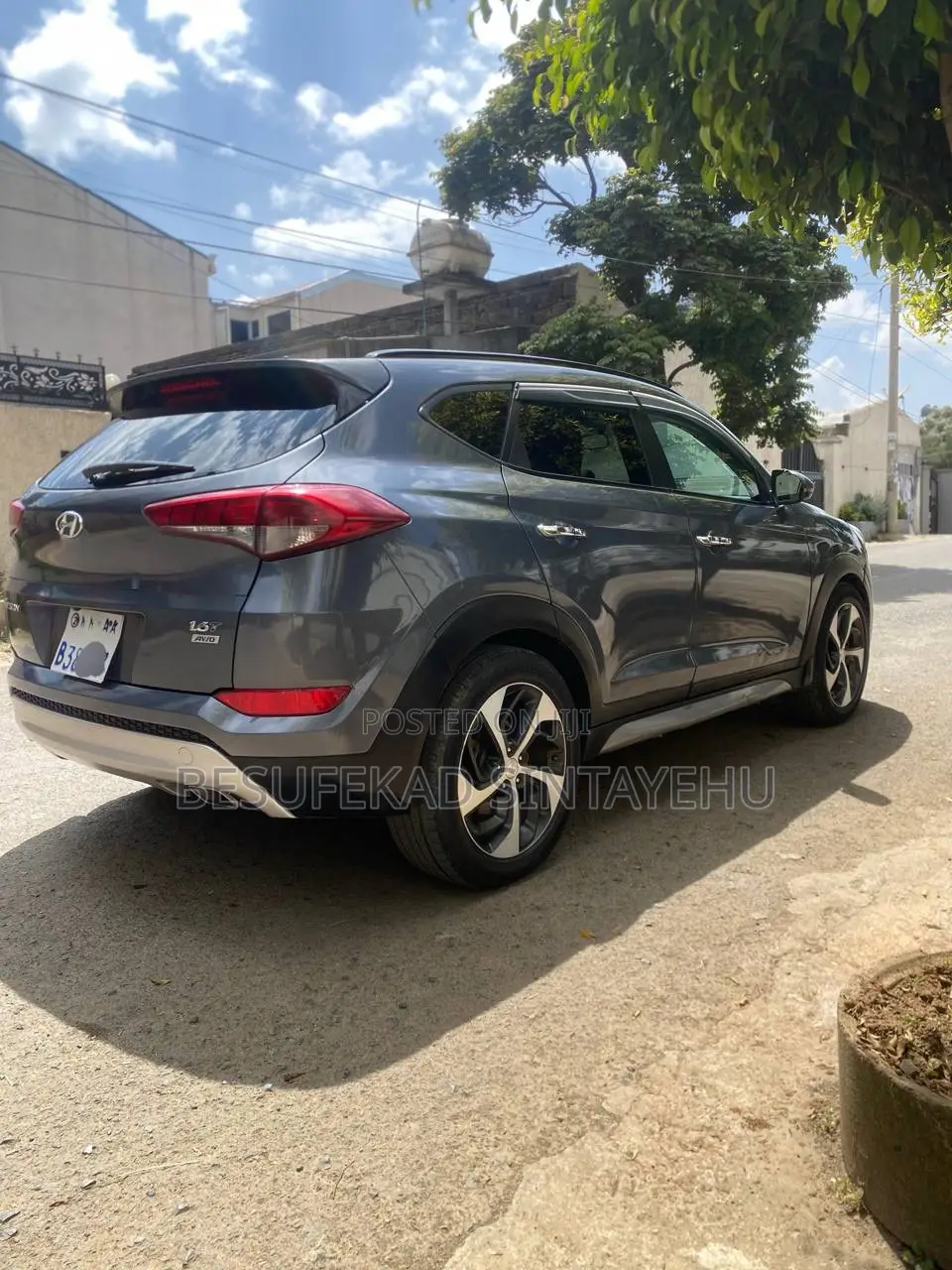 Hyundai Tucson Limited AWD 2017 Gray