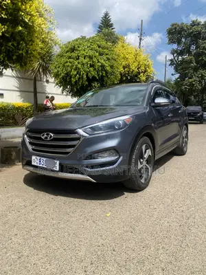 Hyundai Tucson Limited AWD 2017 Gray
