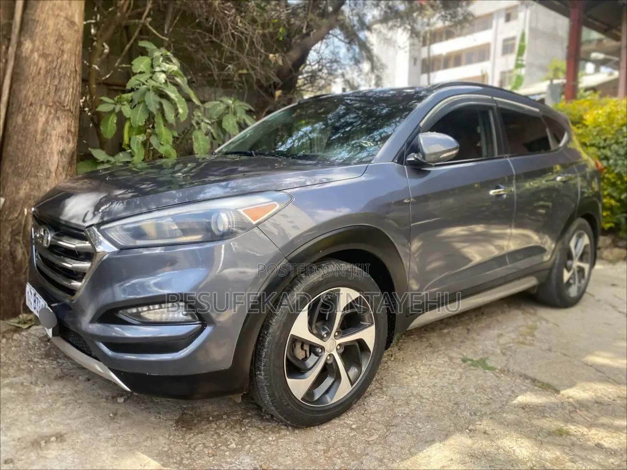 Hyundai Tucson Limited AWD 2017 Gray