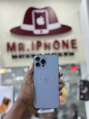 Photo - Apple iPhone 13 Pro Max 128 GB Blue