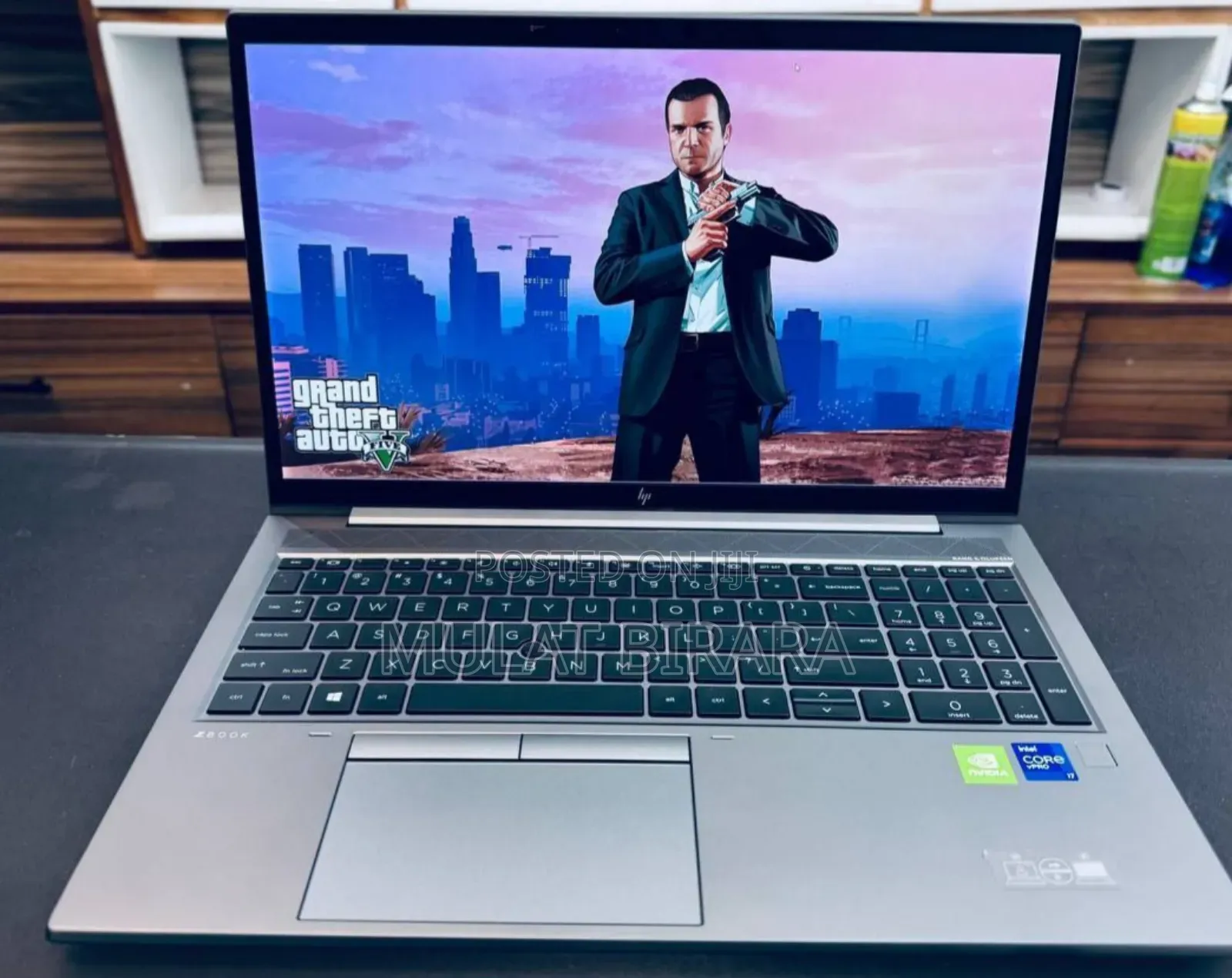 New Laptop HP ZBook Firefly G8 16GB Intel Core I7 SSD 512GB