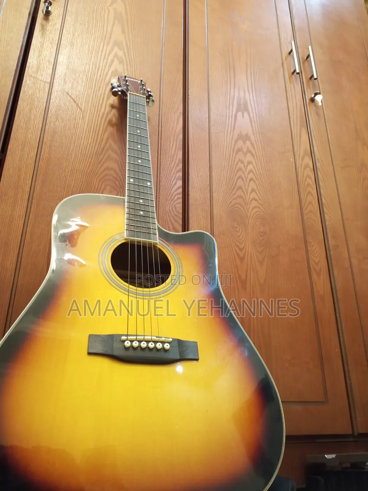 Yamaha F340 Acoustic Guitar