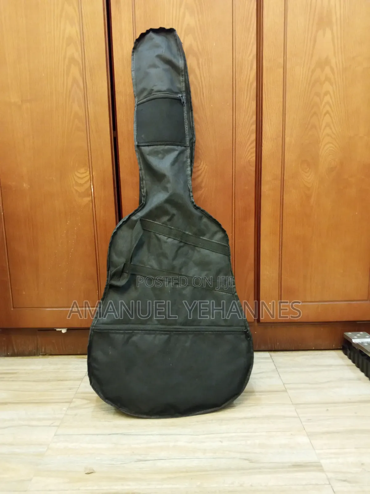Yamaha F340 Acoustic Guitar