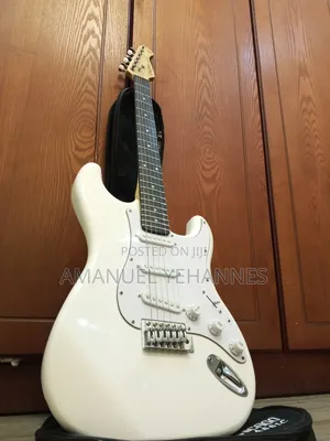 Photo - Harley Benton Standard Serious Electric Guitar