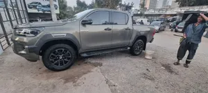 Toyota Hilux 2021 Gray