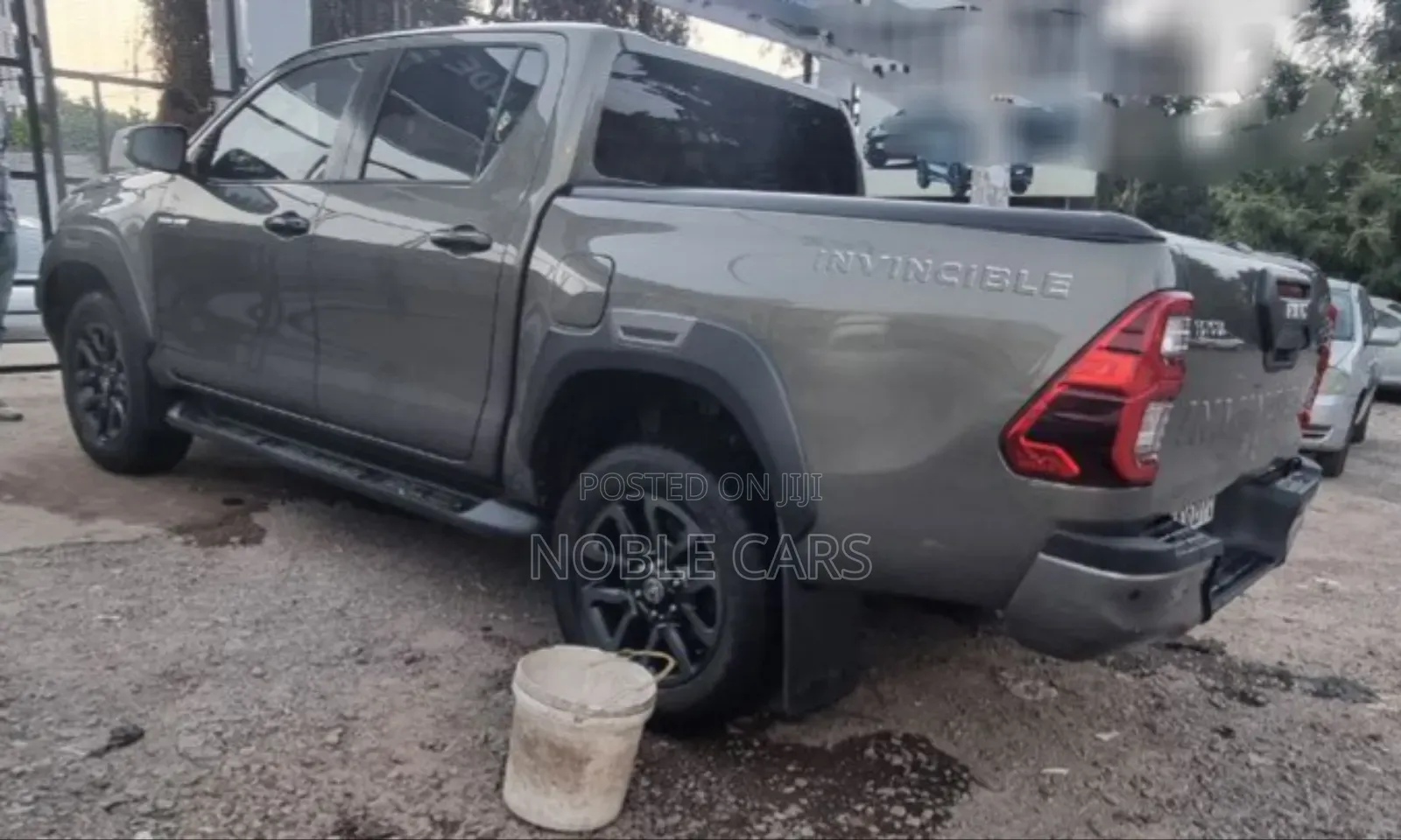Toyota Hilux 2021 Gray
