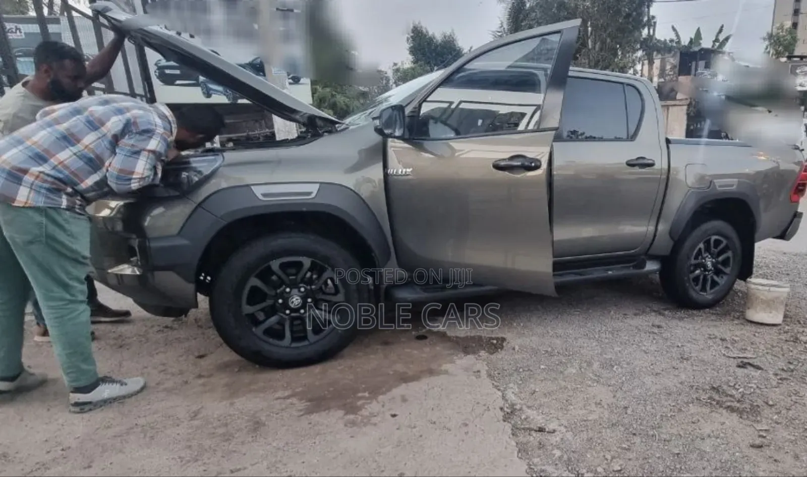 Toyota Hilux 2021 Gray