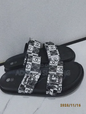 Photo - New Ladies’ Sandals