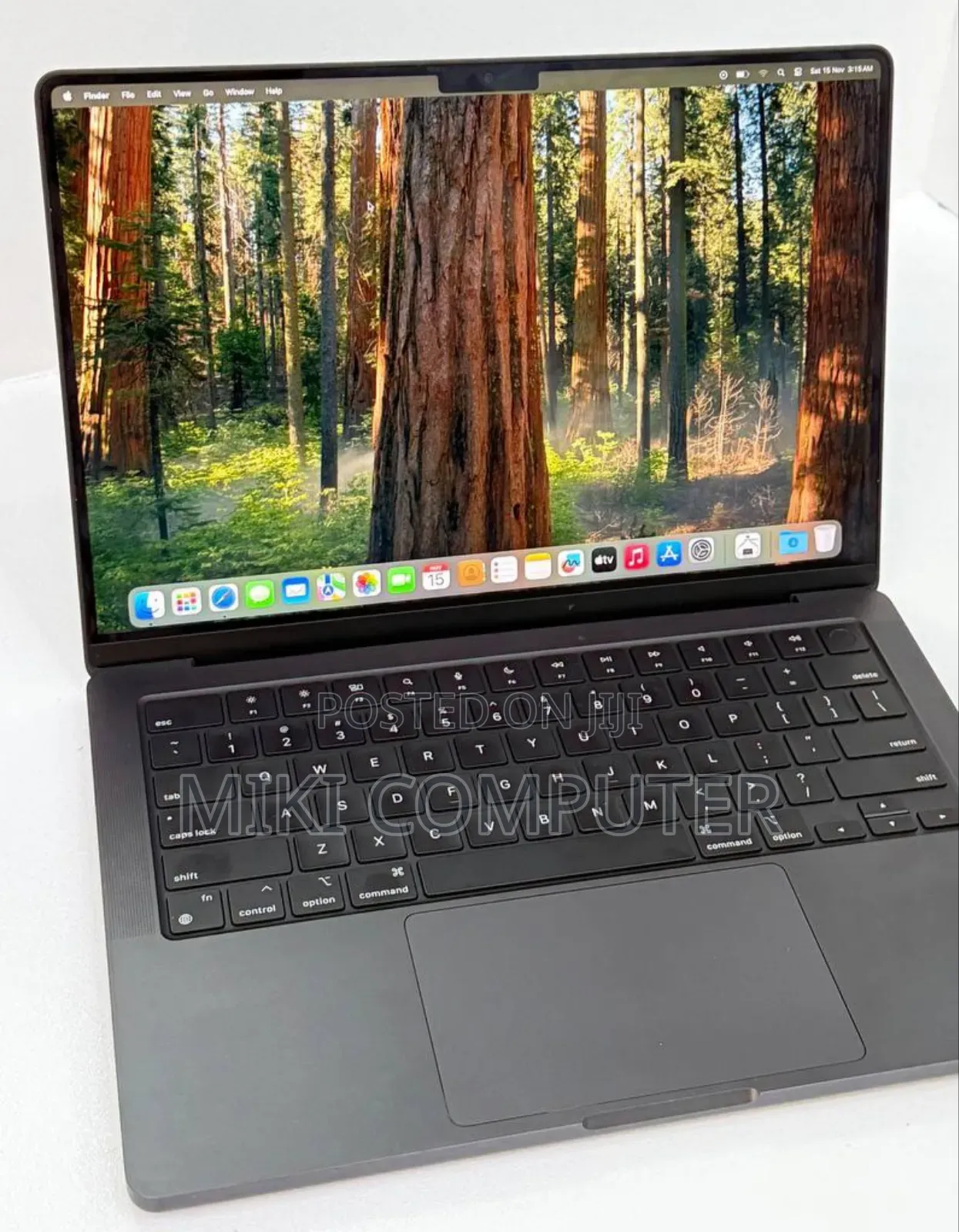 New Laptop Apple MacBook Pro 2024 M4 Max 14-Inch 16GB Intel SSD 512GB