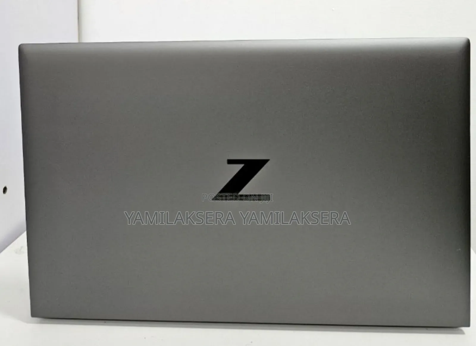 New Laptop HP ZBook Firefly G8 16GB Intel Core I7 SSD 1T