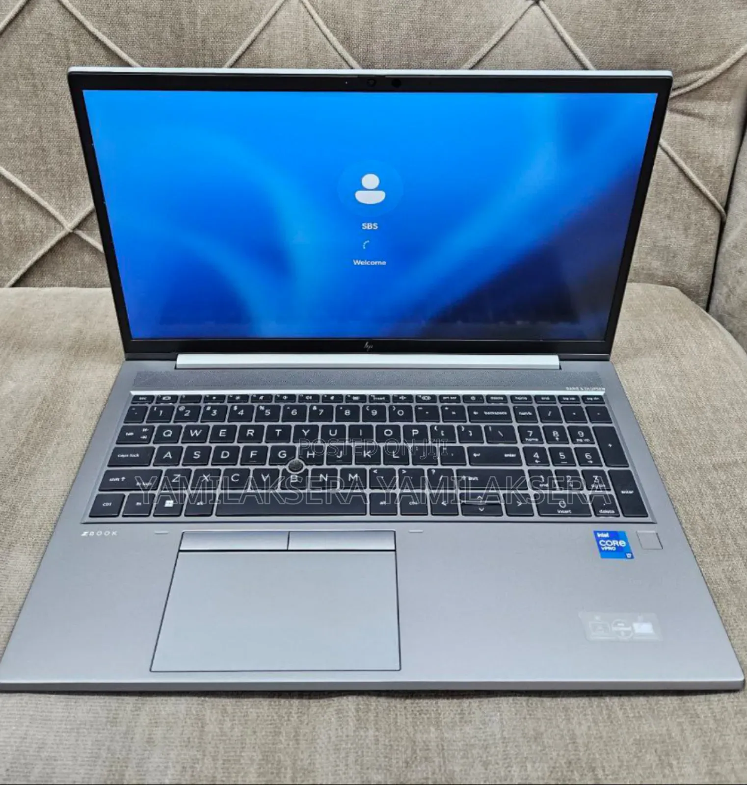 New Laptop HP ZBook Firefly G8 16GB Intel Core I7 SSD 1T