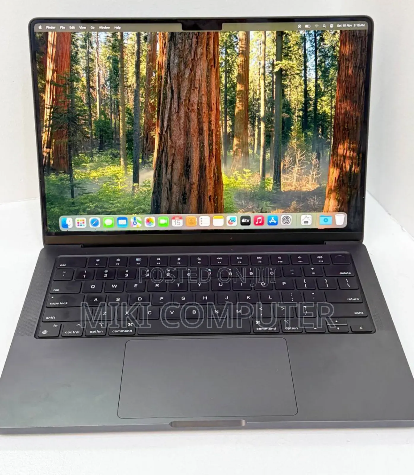 New Laptop Apple MacBook Pro 2024 M3 14-Inch 18GB Intel SSD 1T