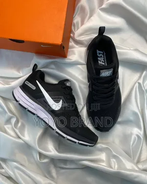 Photo - New Nike Running Shild Fashion Shoes
