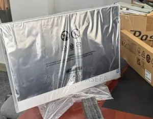 Photo - New HP 200 G4 22 All-in-One 16GB Intel Core I7 SSD 256GB