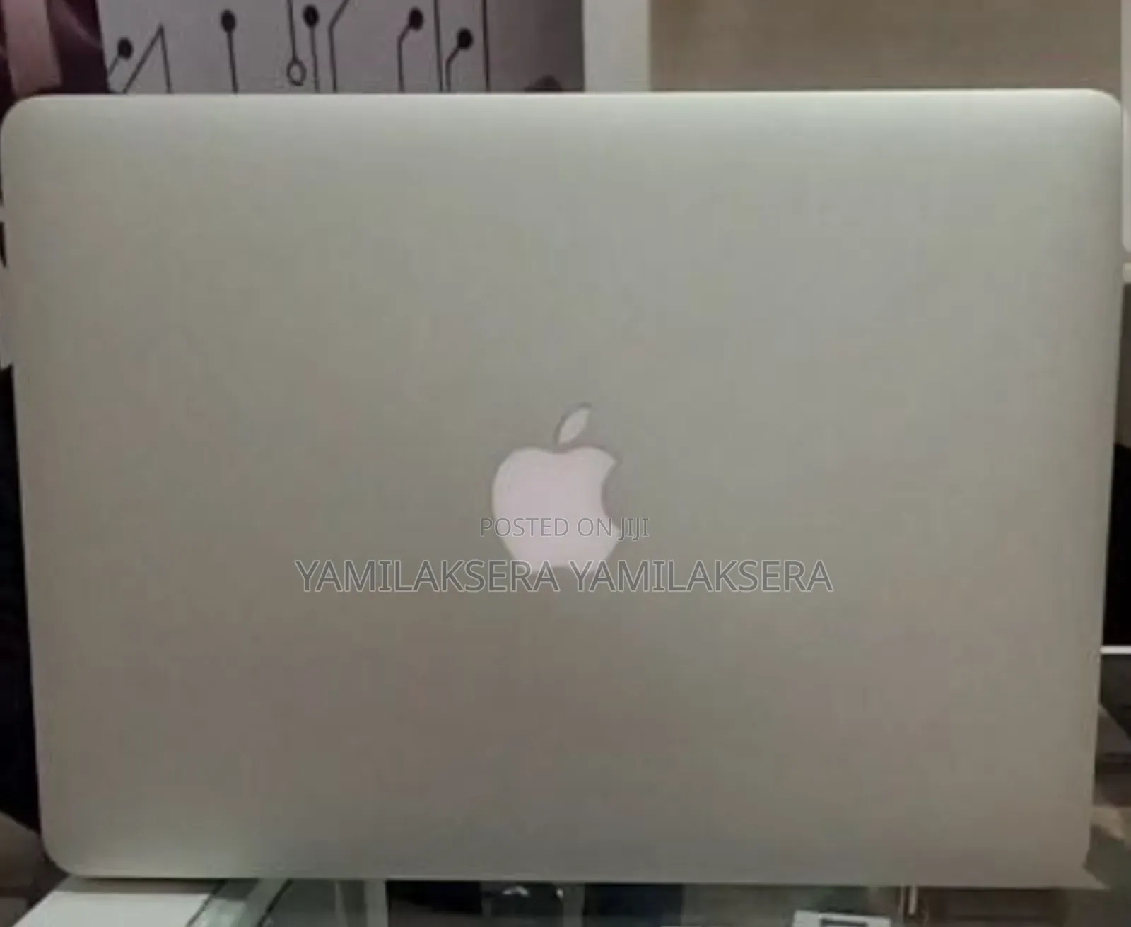 New Laptop Apple MacBook 2013 8GB Intel Core I5 SSD 256GB