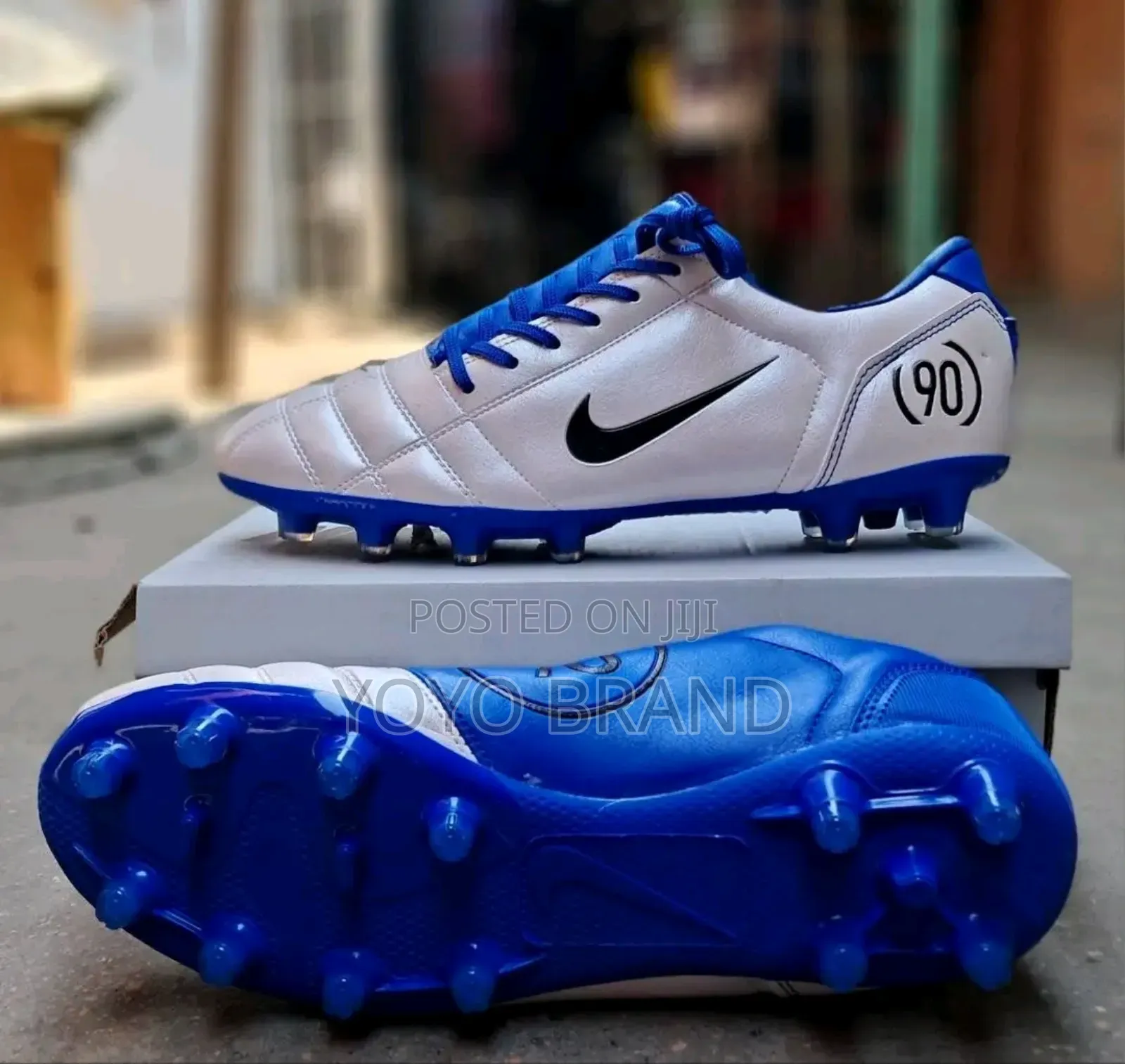 Nike 90 Foot Ball Shoes