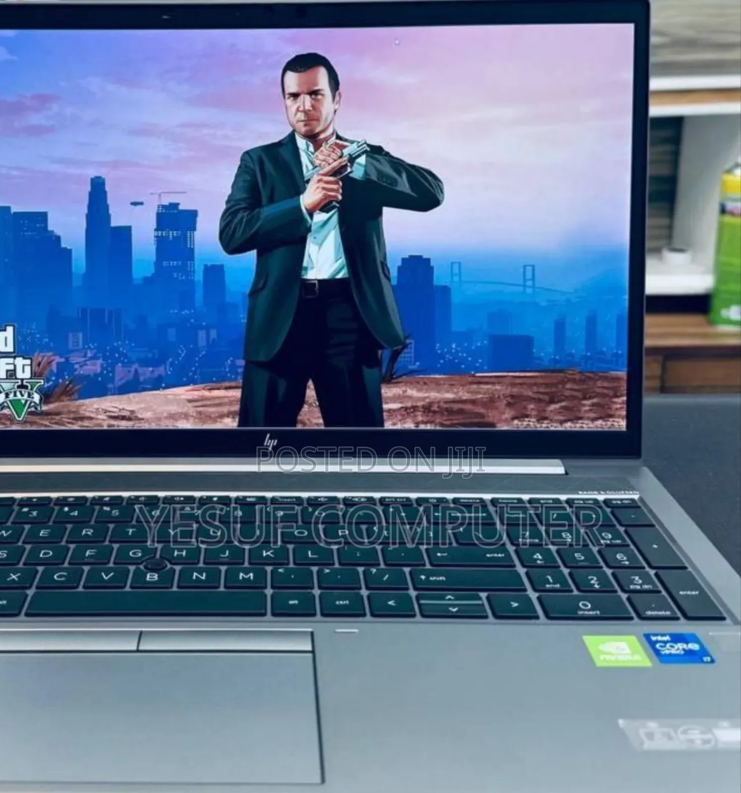 New Laptop HP ZBook Firefly G8 16GB Intel Core I7 SSD 512GB