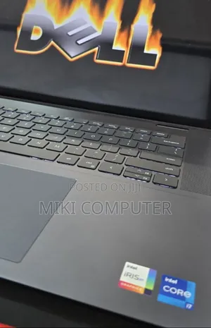 New Laptop Dell Inspiron 15 16GB Intel Core I7 SSD 1T