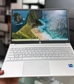 New Laptop HP Pavilion 15 16GB Intel Core I7 SSD 1T