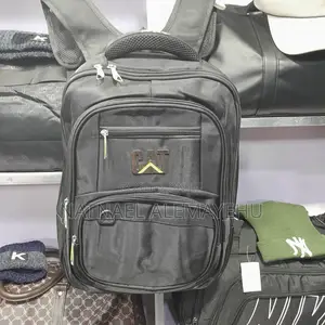 Photo - Back Bag Cat