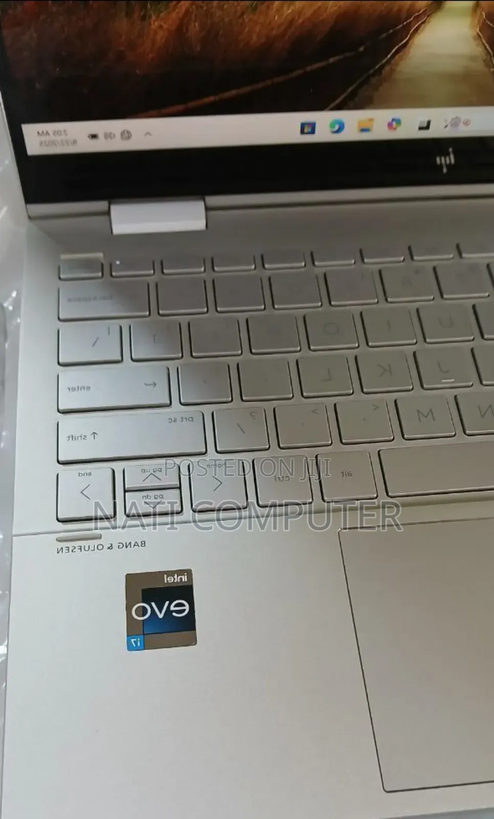 New Laptop HP Envy X360 8GB Intel Core I5 SSD 512GB