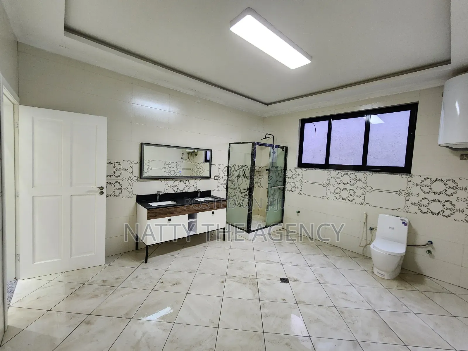 Furnished 13bdrm Mansion in Sumit, Bole for rent