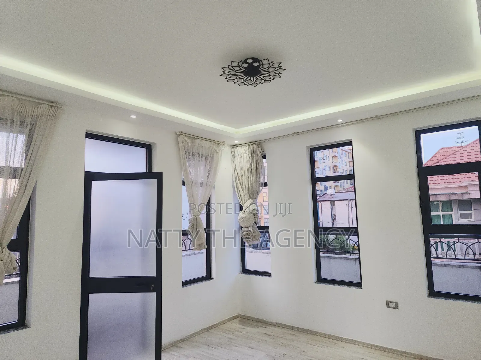 Furnished 13bdrm Mansion in Sumit, Bole for rent